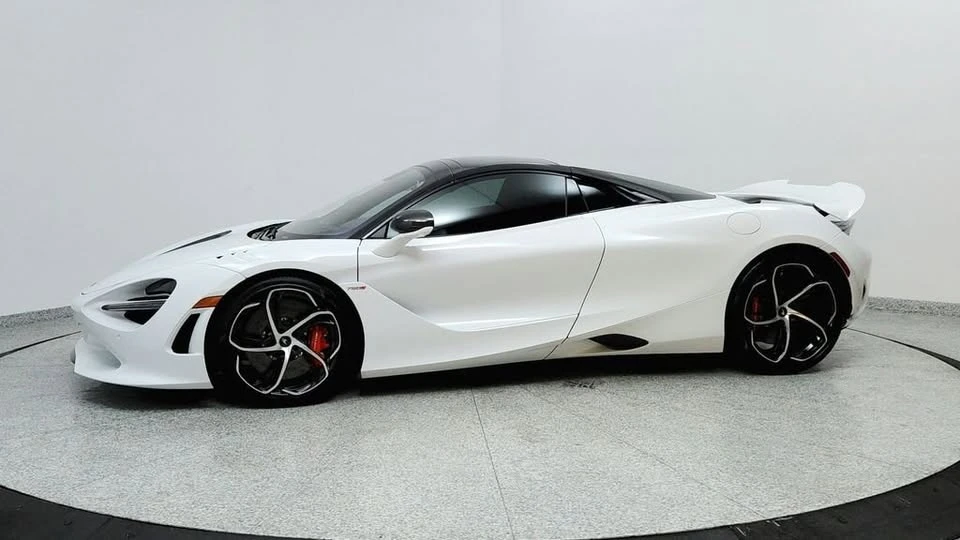 2024 McLaren 750S - Image 2 of 20