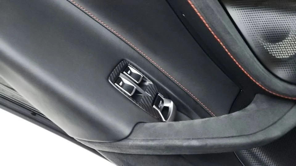 2024 McLaren 750S - Image 17 of 20