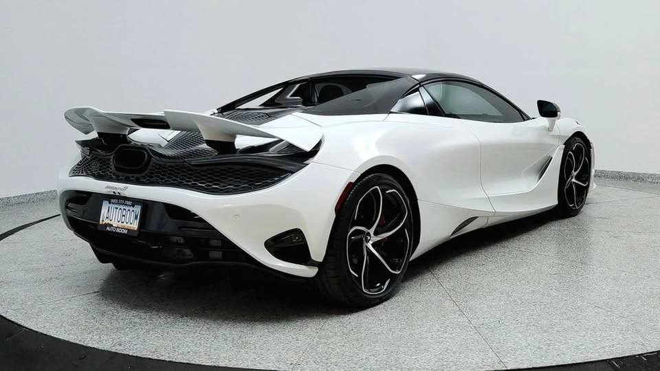 2024 McLaren 750S - Image 5 of 20