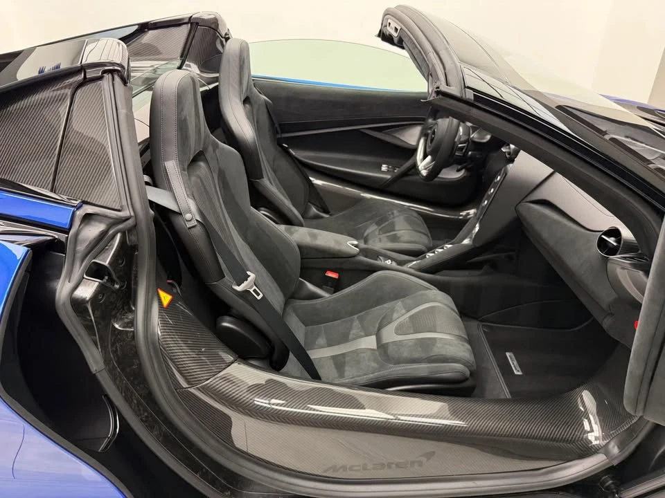 2024 McLaren 750S - Image 13 of 14