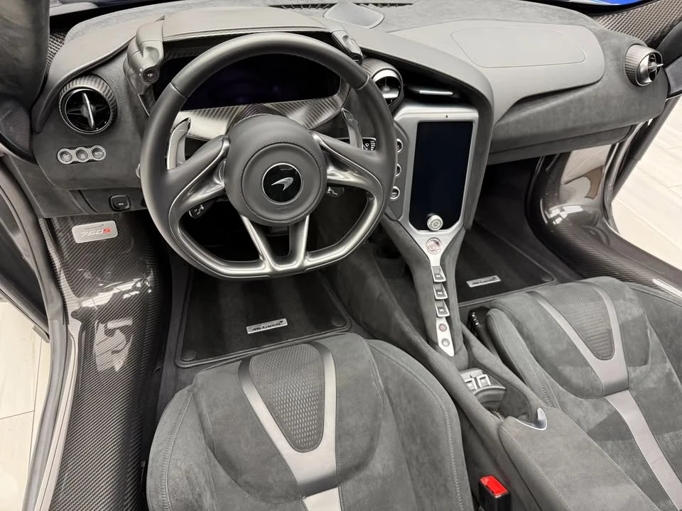 2024 McLaren 750S - Image 14 of 18