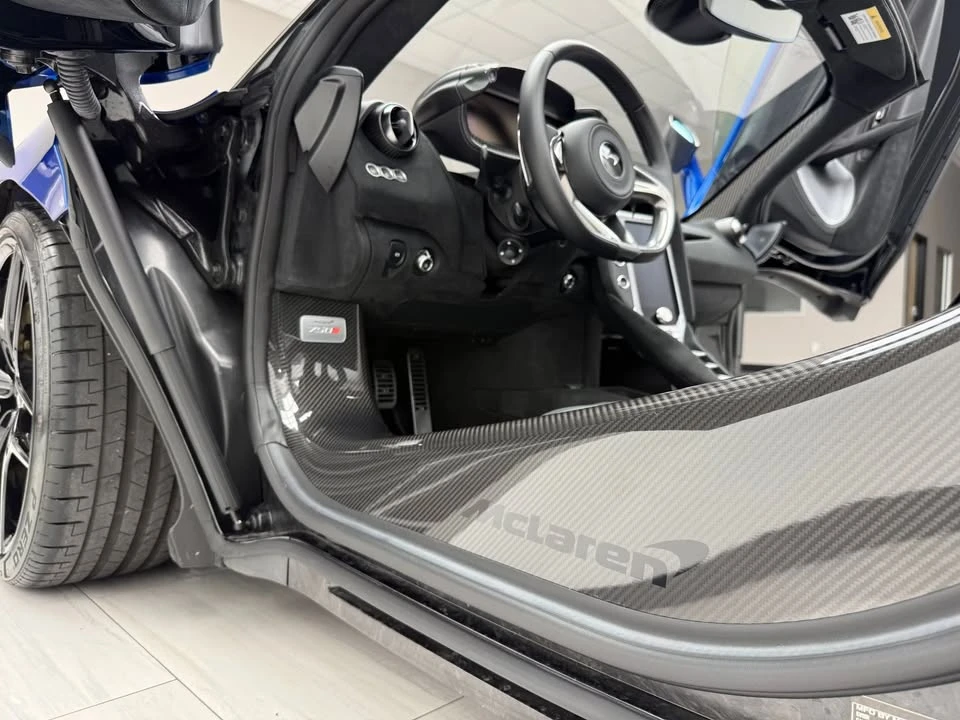 2024 McLaren 750S - Image 13 of 18