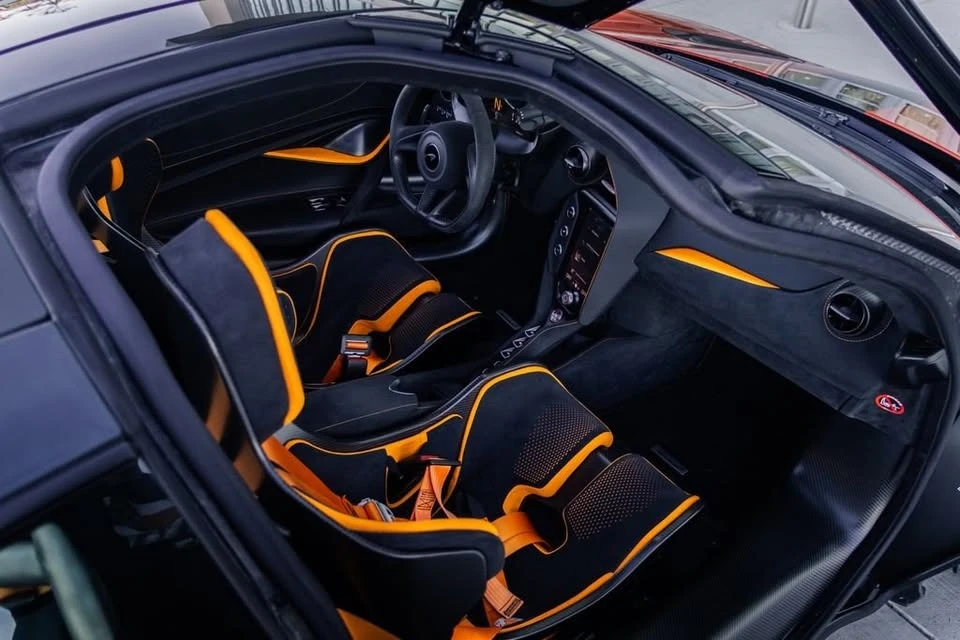 2024 McLaren 750S - Image 19 of 20