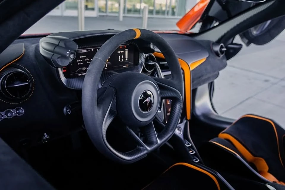 2024 McLaren 750S - Image 8 of 20