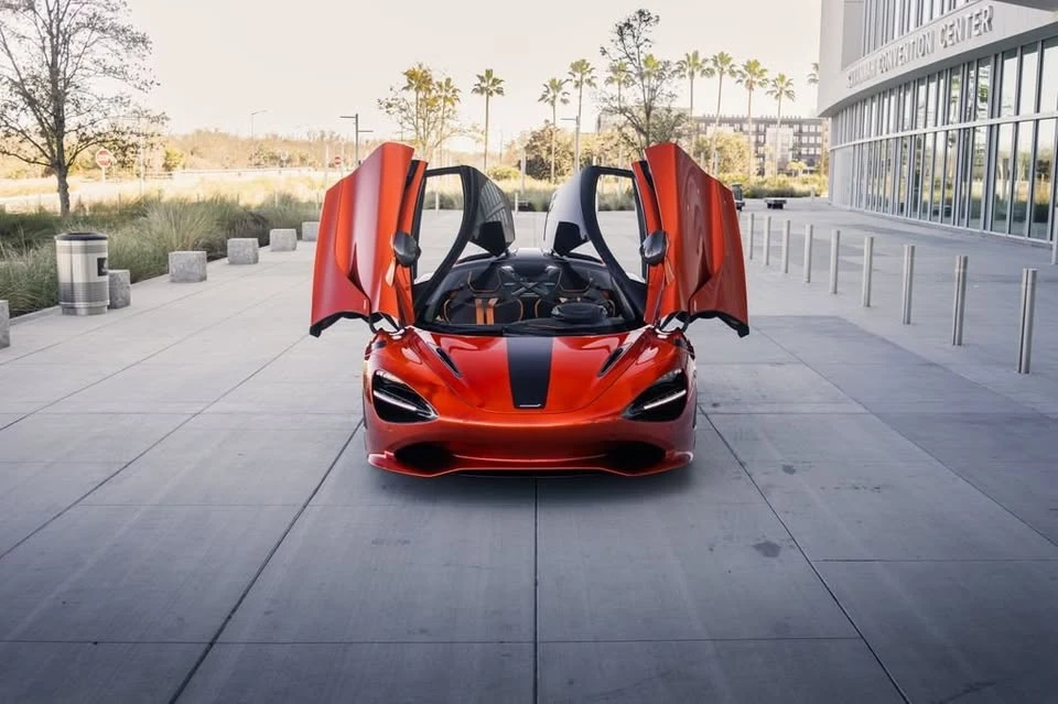 2024 McLaren 750S - Image 4 of 20
