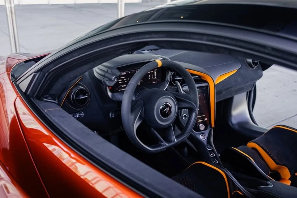 2024 McLaren 750S - Image 9 of 20