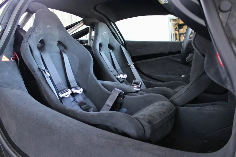 2024 McLaren 750S - Image 16 of 18