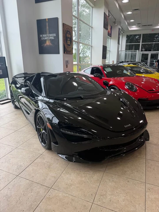 2024 McLaren 750S - Image 3 of 6