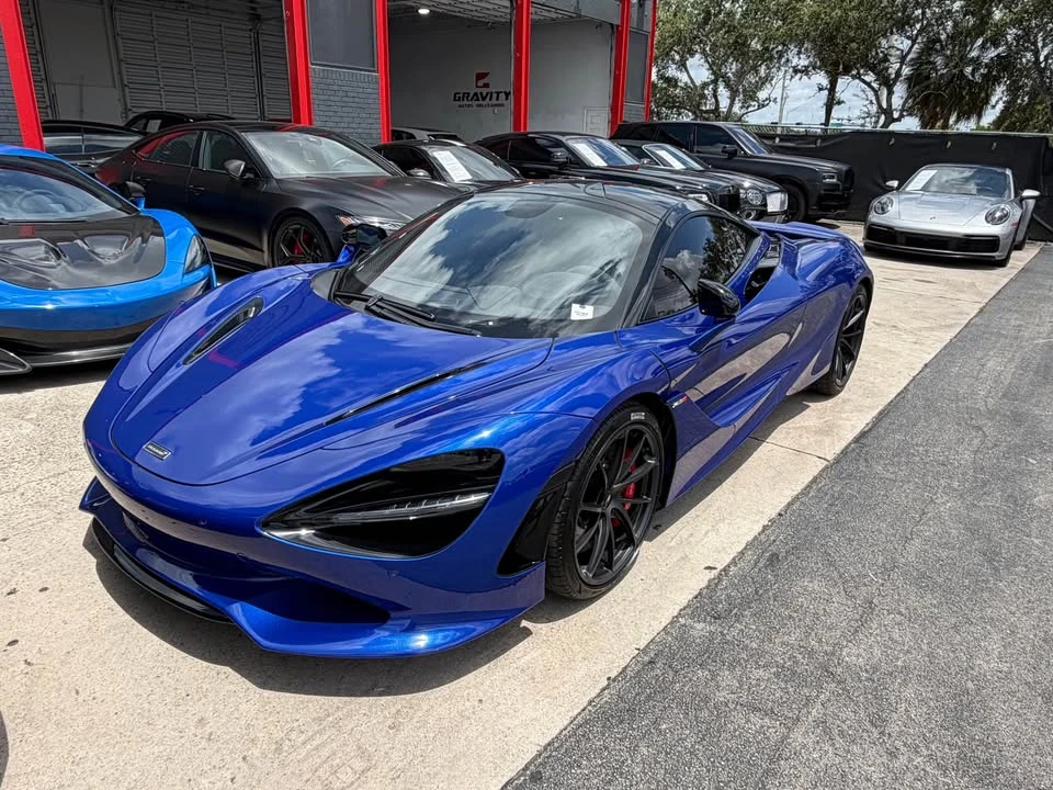 2024 McLaren 750S Coupe - Image 2 of 3