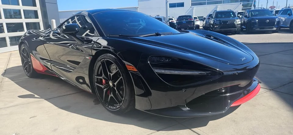 2024 McLaren 750S - Image 10 of 14