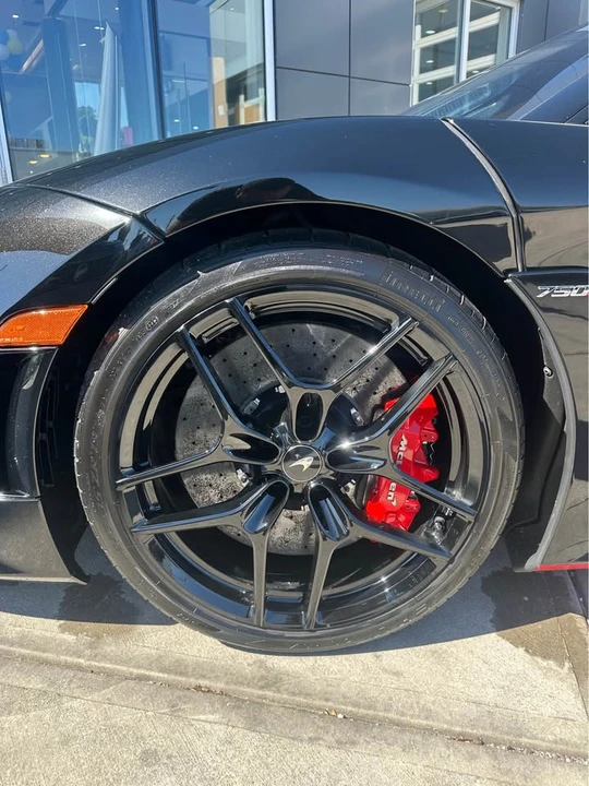 2024 McLaren 750S - Image 2 of 14