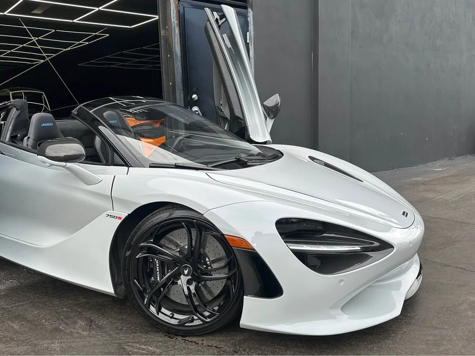 2024 McLaren 750S Spider - Image 9 of 17