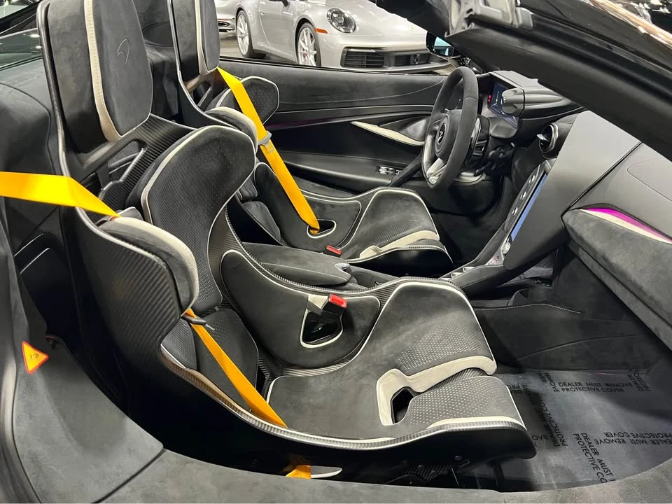 2024 McLaren 750S Spider - Image 9 of 9