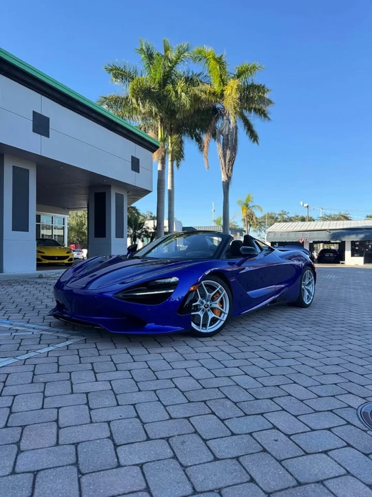 2024 McLaren 750S Spider - Image 10 of 17
