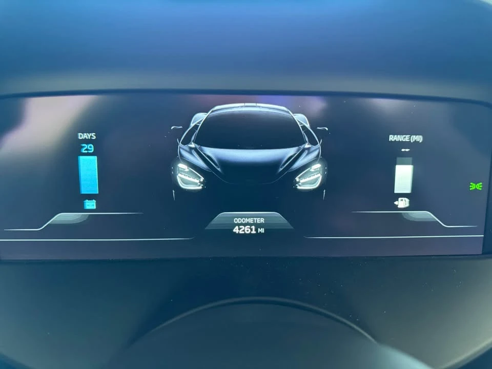 2024 McLaren 750S Spider - Image 16 of 17
