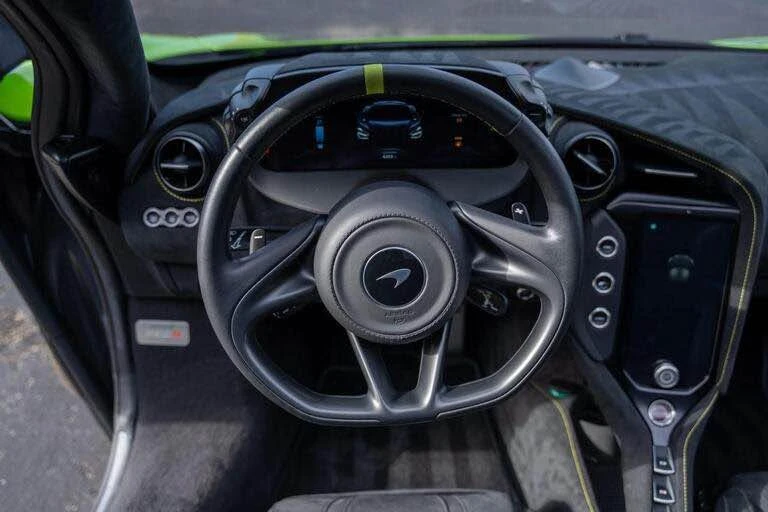 2024 McLaren 750S Spider - Image 9 of 12