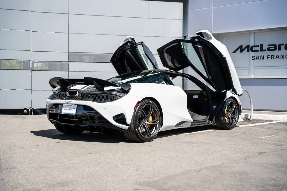 2024 McLaren 750S Coupe - Image 19 of 20