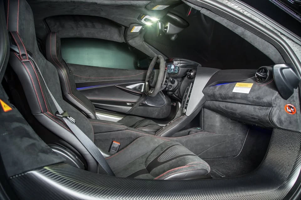 2024 McLaren 750S - Image 16 of 20