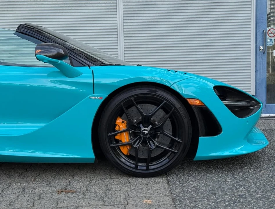 2024 McLaren 750S Spider - Image 12 of 20