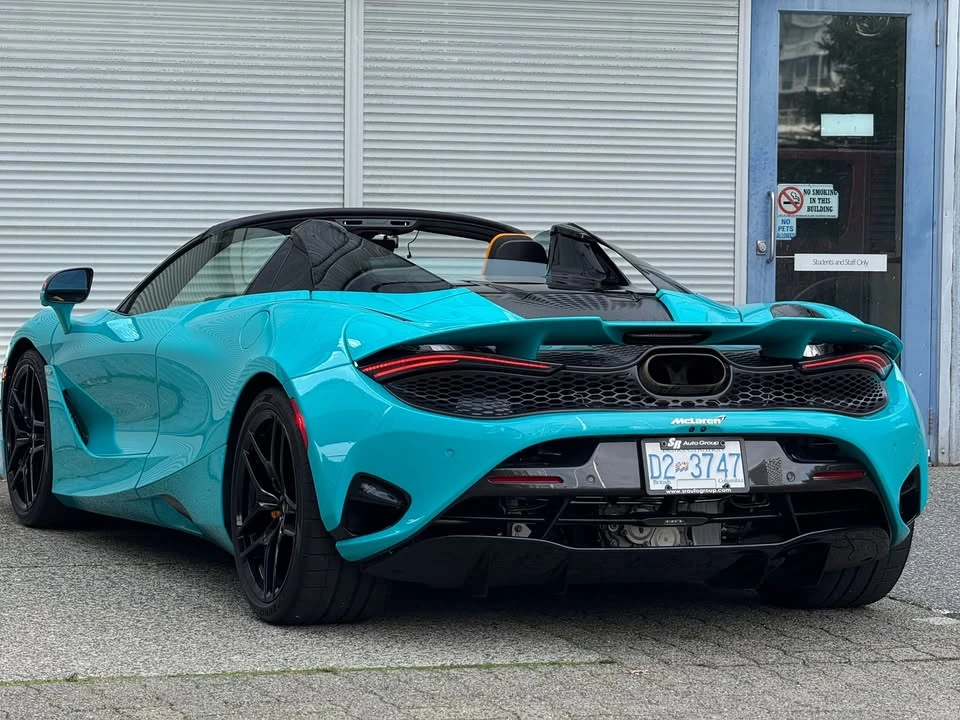 2024 McLaren 750S Spider - Image 7 of 20