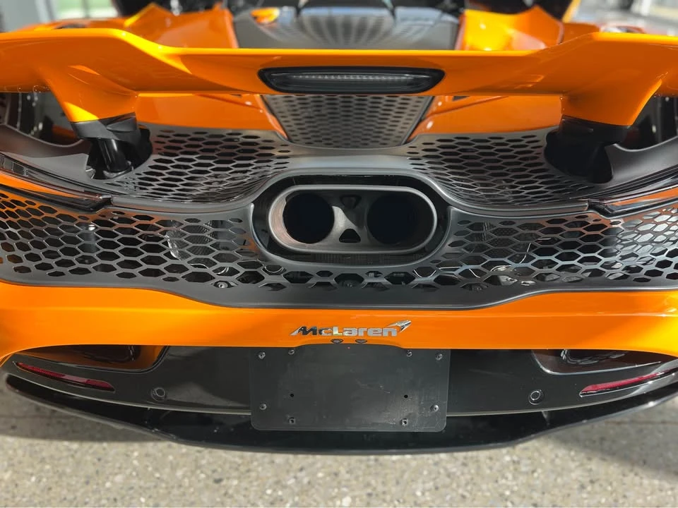 2024 McLaren 750S Spider - Image 11 of 11