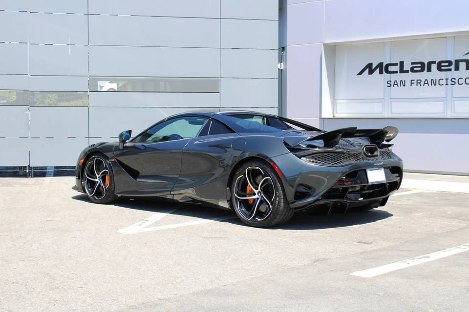 2024 McLaren 750S Spider - Image 12 of 17
