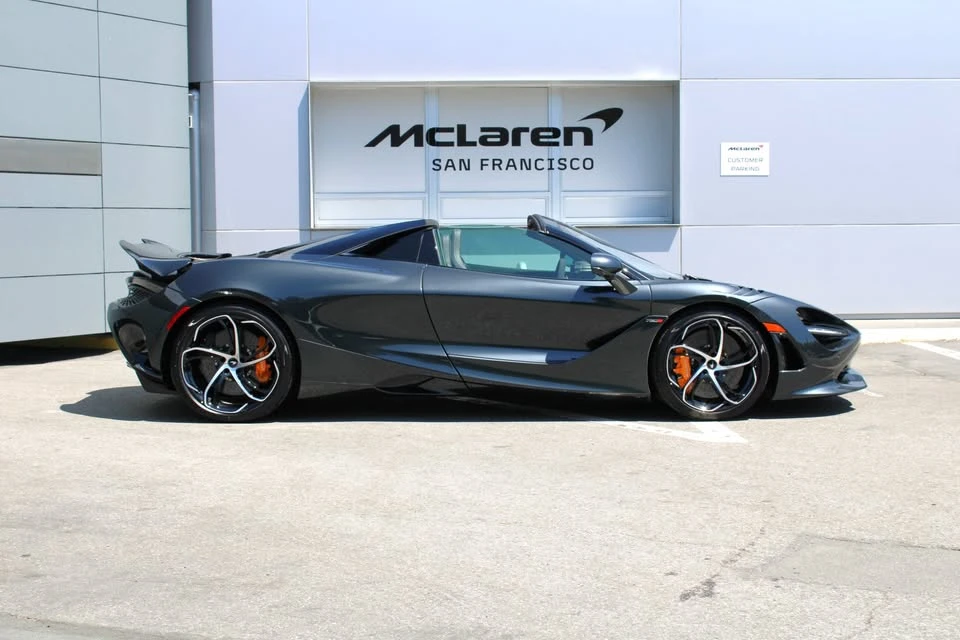 2024 McLaren 750S Spider - Image 10 of 17