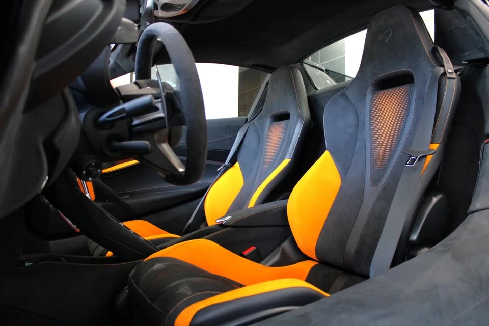 2024 McLaren 750S Spider - Image 4 of 17