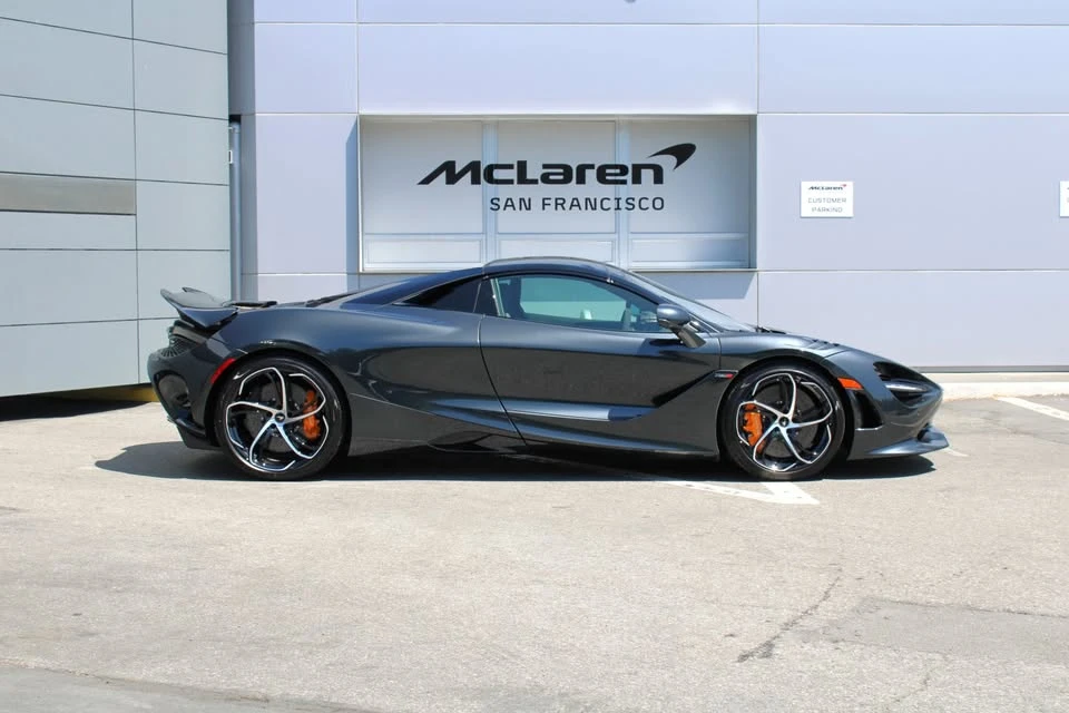2024 McLaren 750S Spider - Image 13 of 17