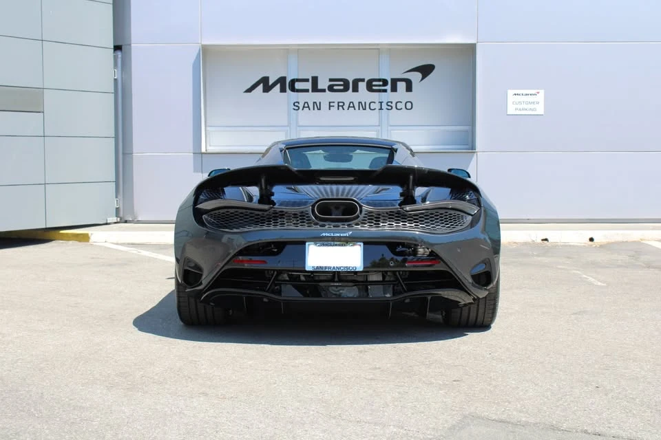 2024 McLaren 750S Spider - Image 7 of 17