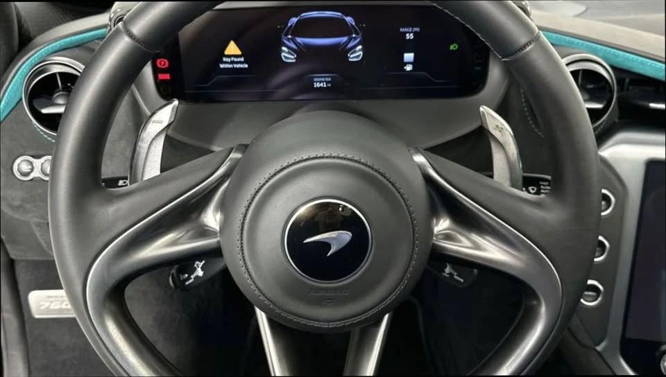 2024 McLaren 750S Spider - Image 12 of 18