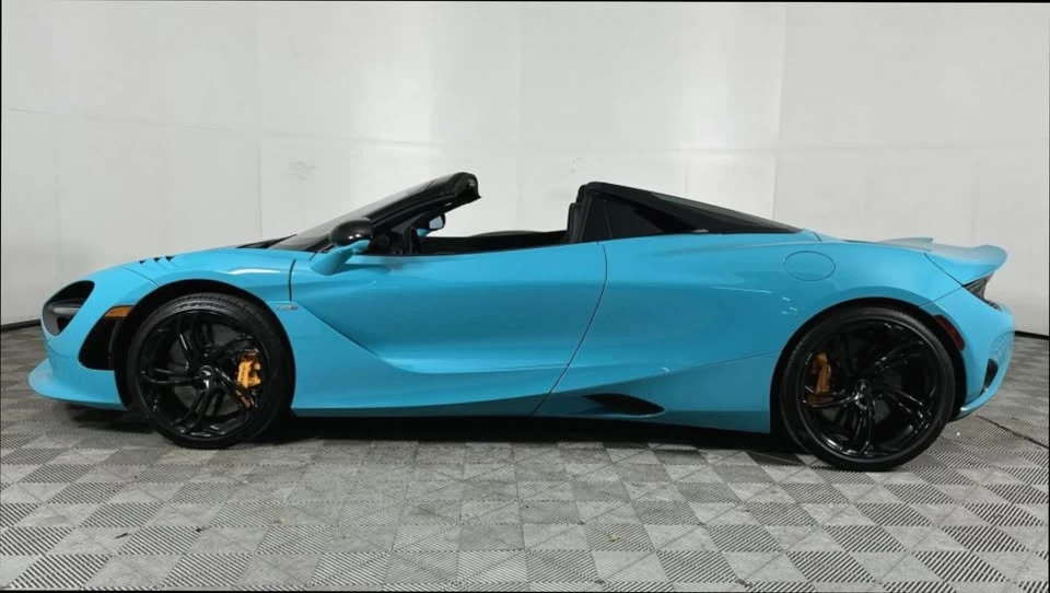 2024 McLaren 750S Spider - Image 4 of 18
