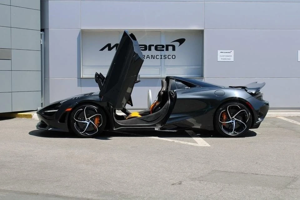 2024 McLaren 750S Spider - Image 5 of 12