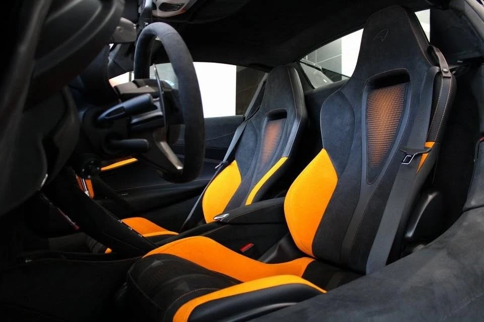2024 McLaren 750S Spider - Image 7 of 12