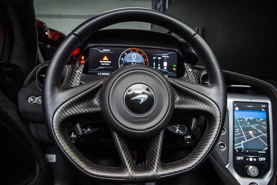 2024 McLaren 750S Spider - Image 8 of 20