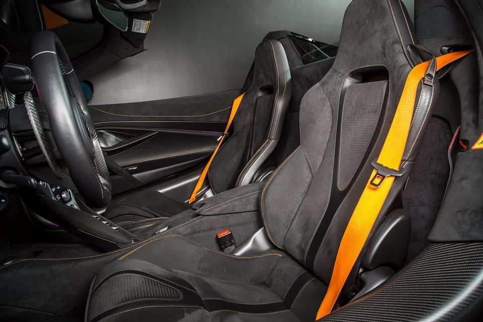 2024 McLaren 750S Spider - Image 7 of 20