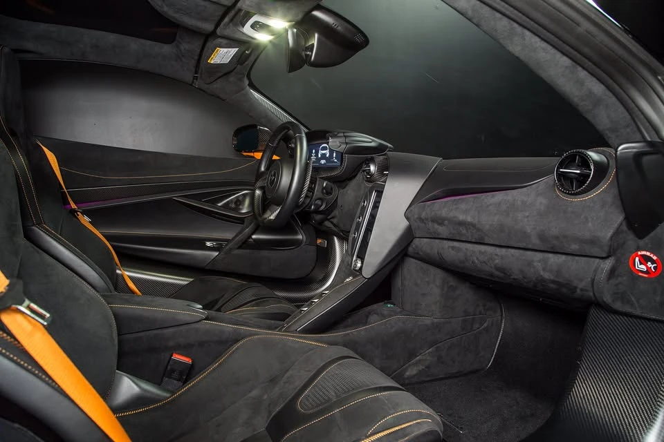 2024 McLaren 750S Spider - Image 6 of 20