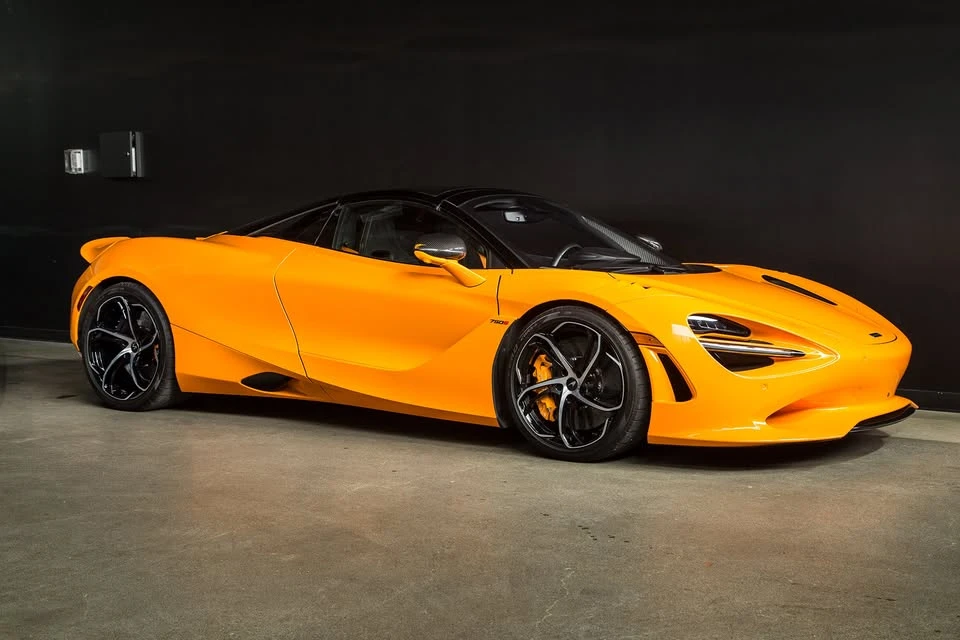 2024 McLaren 750S Spider - Image 3 of 20