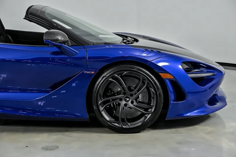2024 McLaren 750S Spider - Image 16 of 20