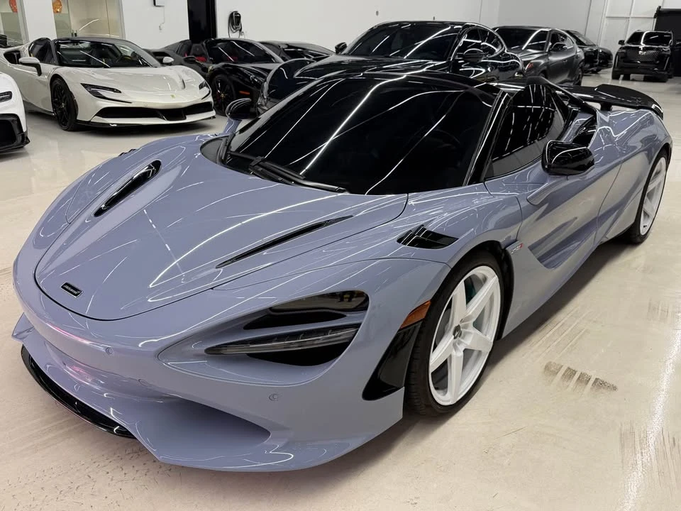 2024 McLaren 750S Spider - Image 15 of 18