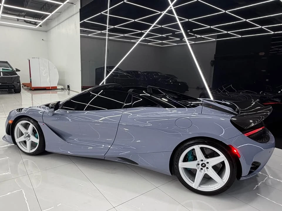 2024 McLaren 750S Spider - Image 6 of 18