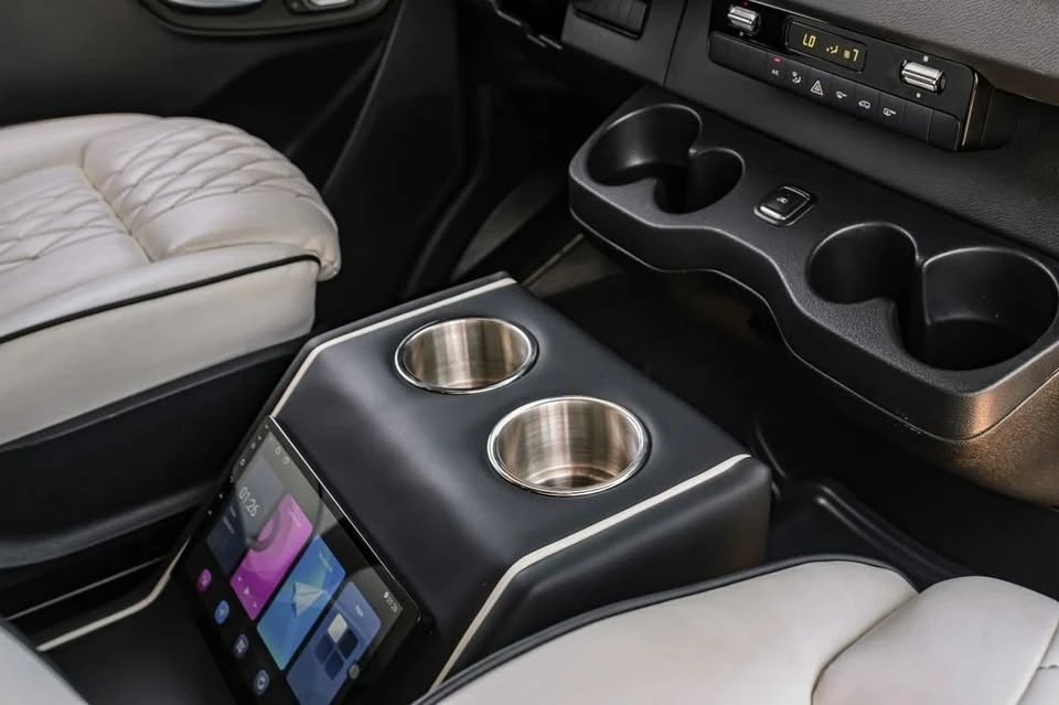 2024 Mercedes-Benz VS30 Sprinter - Image 18 of 20