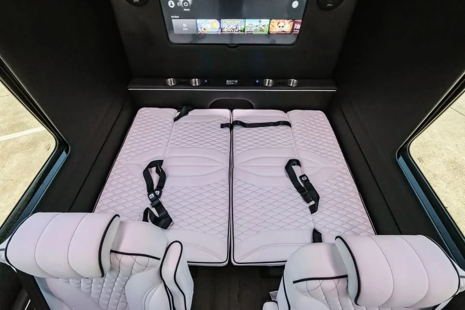 2024 Mercedes-Benz VS30 Sprinter - Image 16 of 20