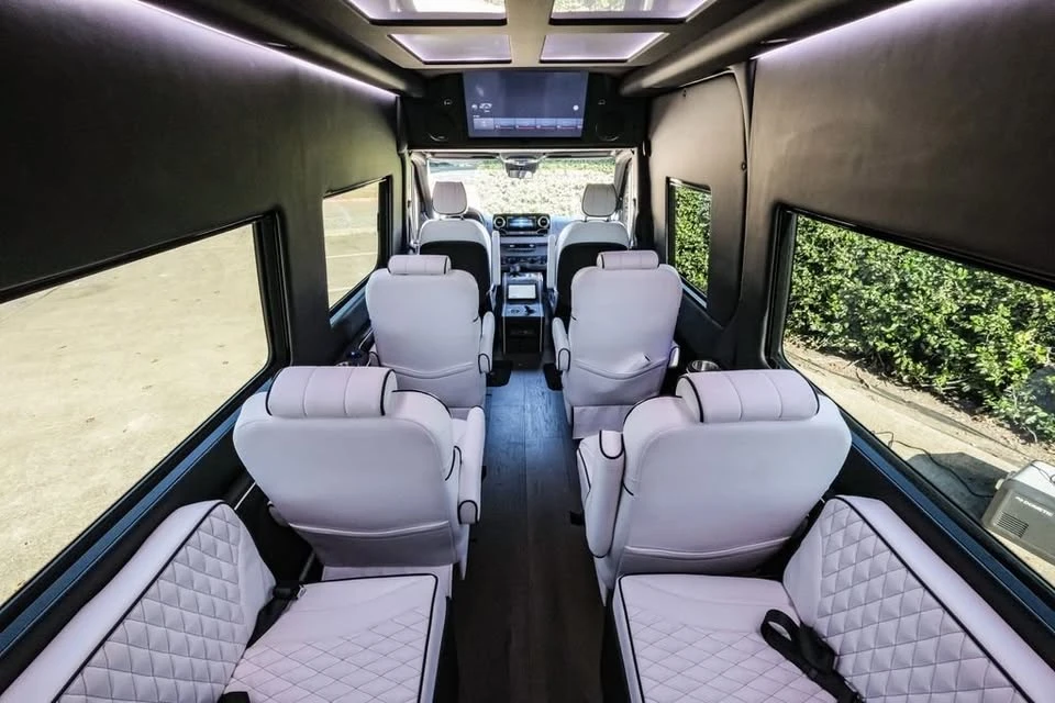 2024 Mercedes-Benz VS30 Sprinter - Image 14 of 20
