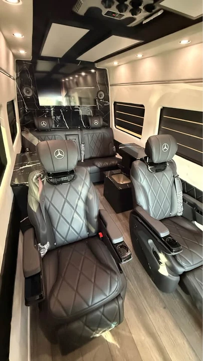 2024 Mercedes-Benz VS30 Sprinter - Image 2 of 7