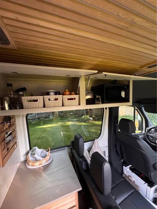 2024 Mercedes-Benz VS30 Sprinter - Image 15 of 19