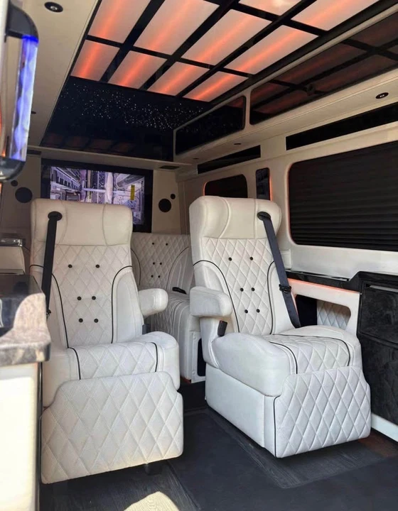 2024 Mercedes-Benz VS30 Sprinter - Image 9 of 18