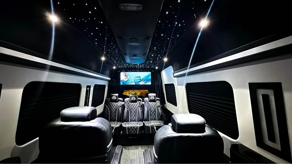 2024 Mercedes-Benz VS30 Sprinter - Image 15 of 20