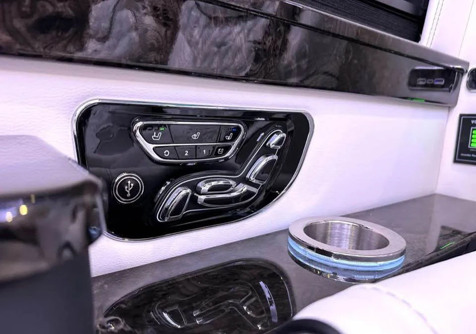 2024 Mercedes-Benz VS30 Sprinter - Image 13 of 17