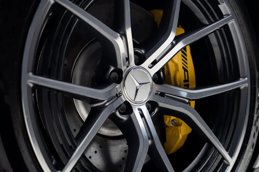 2024 Mercedes-Benz C192 AMG GT 55 & GT 63 AMG - Image 24 of 31
